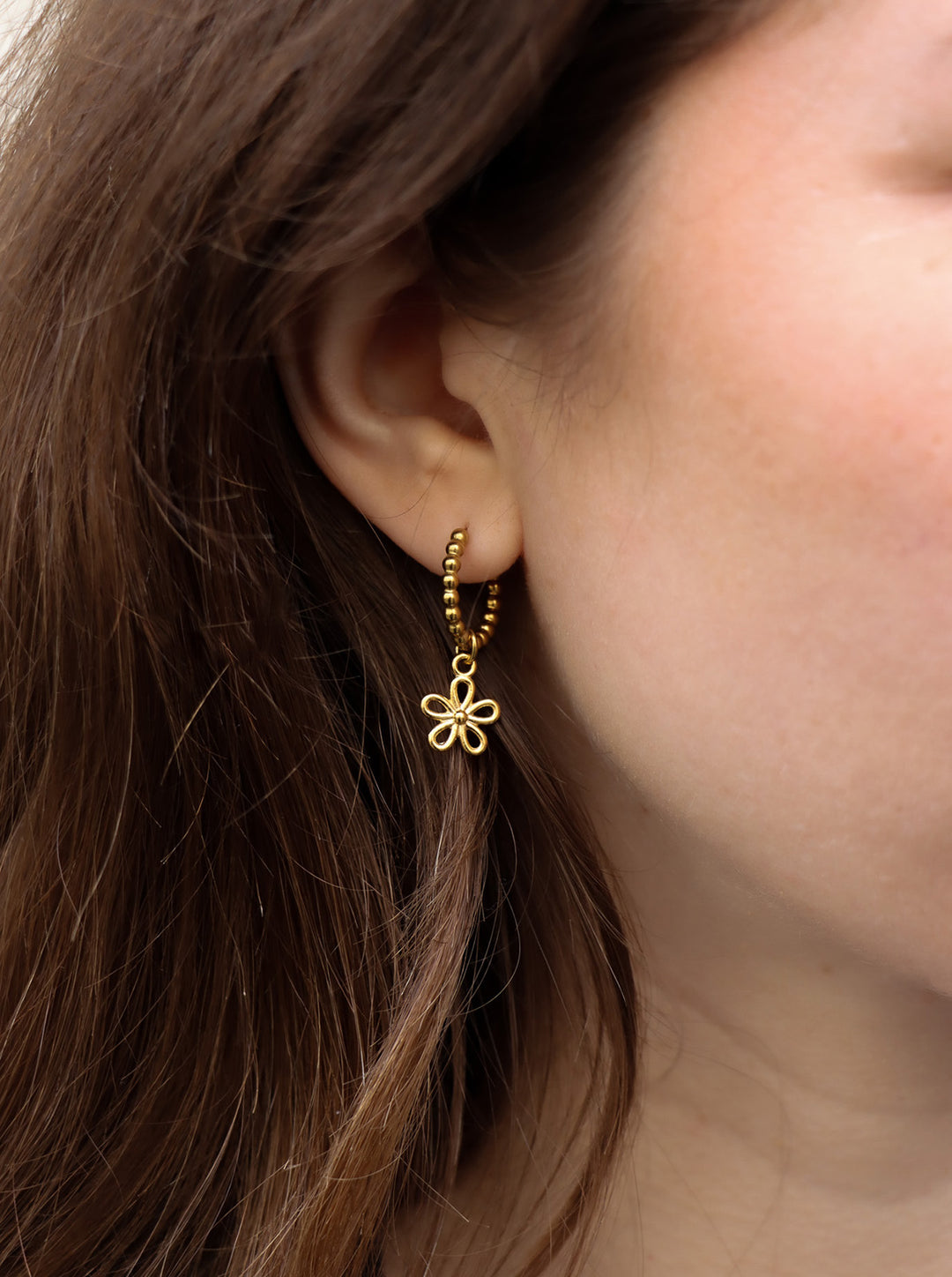 Olivia Dotted Flower Hoop - Creolen (wasserfest)