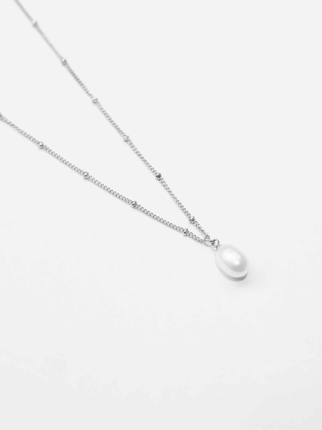 Pearly Satellite Necklace (waterproof)