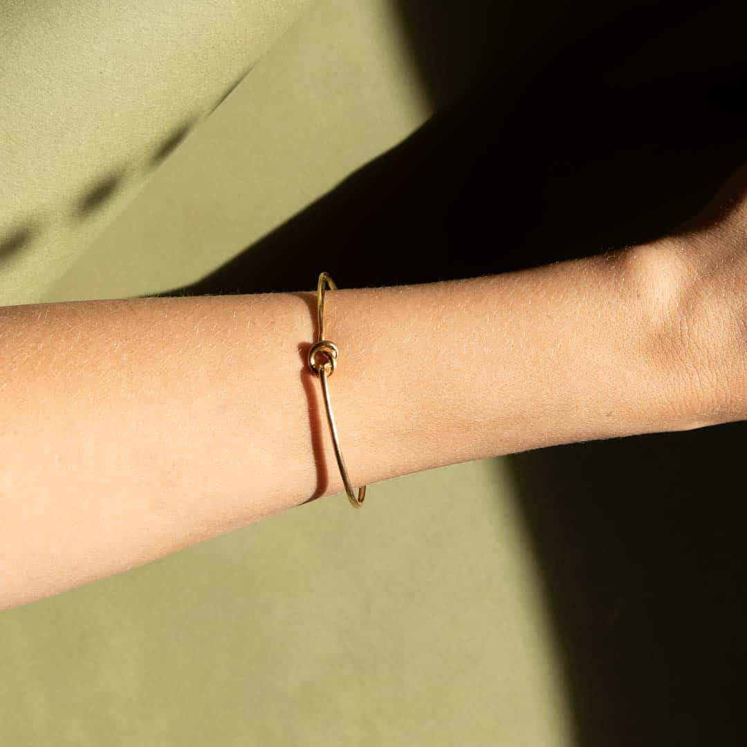 Lya Knot Bangle - Armreif