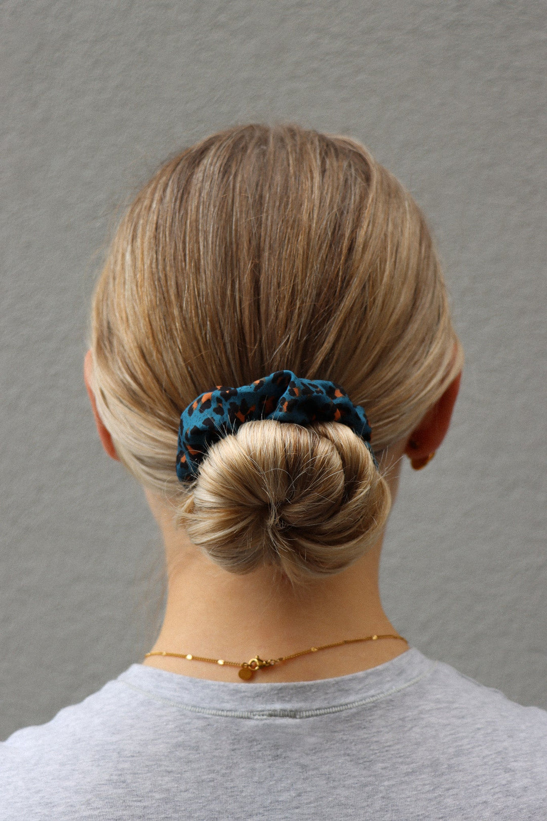 Gratis Scrunchie ab einem Einkauf von CHF 100
