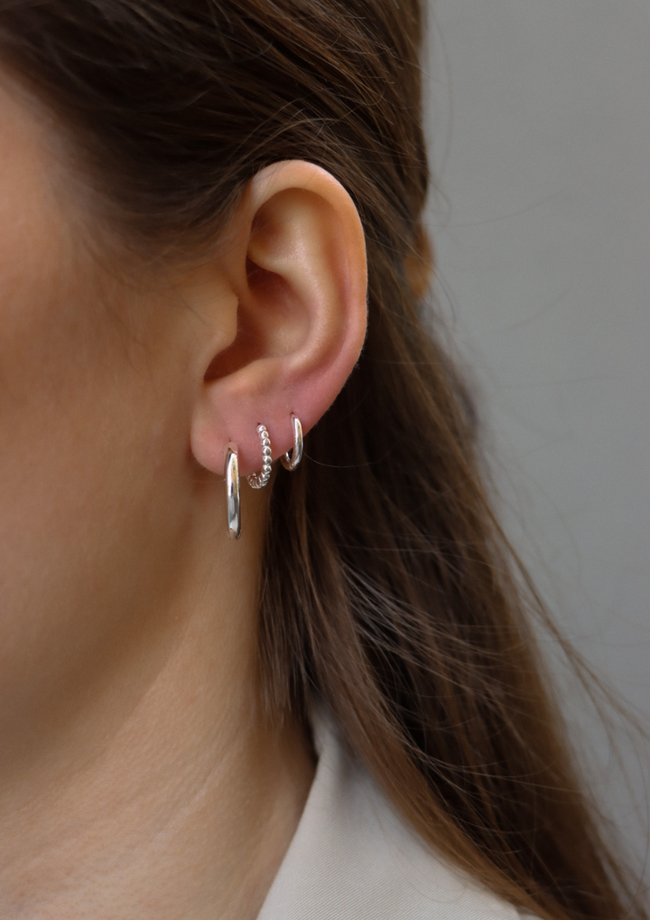 Bold Dotted Hoop - Earstacking Set (wasserfest)