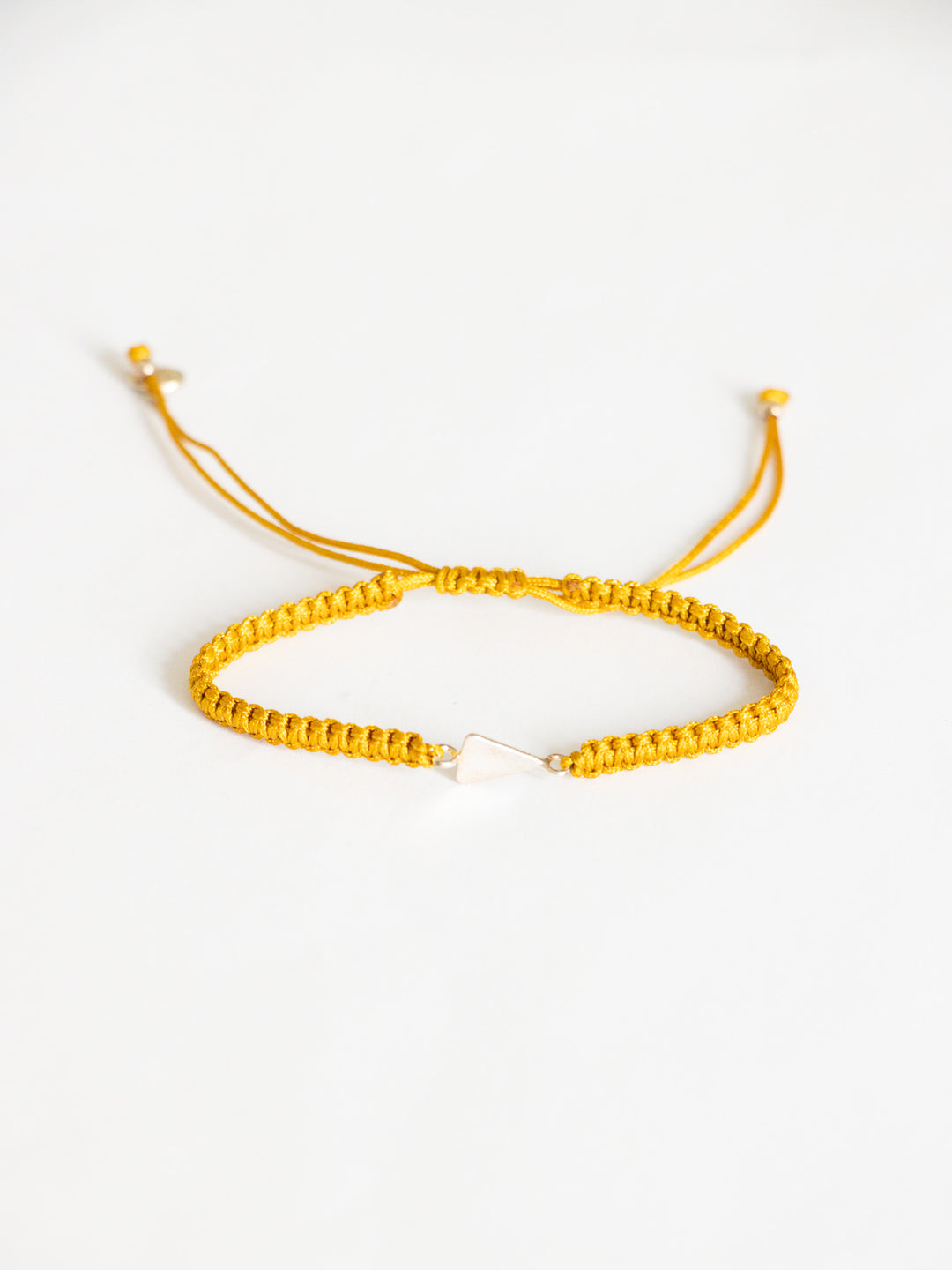 Karma Simple Triangle Bracelet - Armband