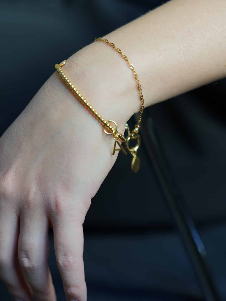 Personalized Bracelet - T (wasserfest)