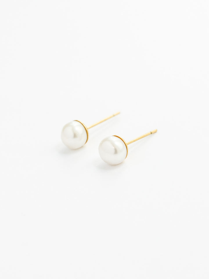 Sonia Pearl Love Studs (waterproof)