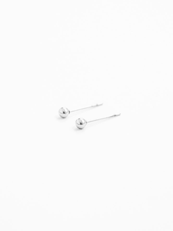 Olivia Studs - Ohrstecker (wasserfest)