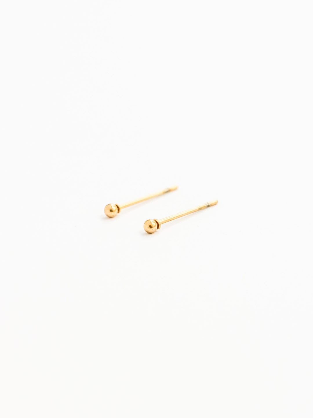 Olivia Stud (waterproof)