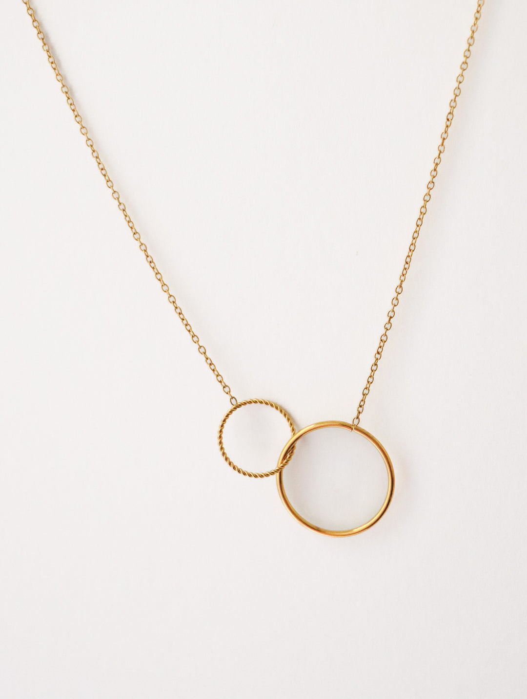 Big Two Circles Twisted Necklace - Halskette (waterproof)