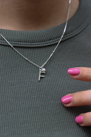 Personalized My Satellite Pearl Letter Necklace - Halskette (wasserfest)