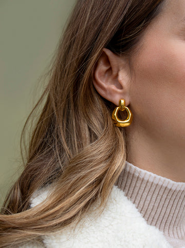 Amy Studs - Ohrstecker (wasserfest)