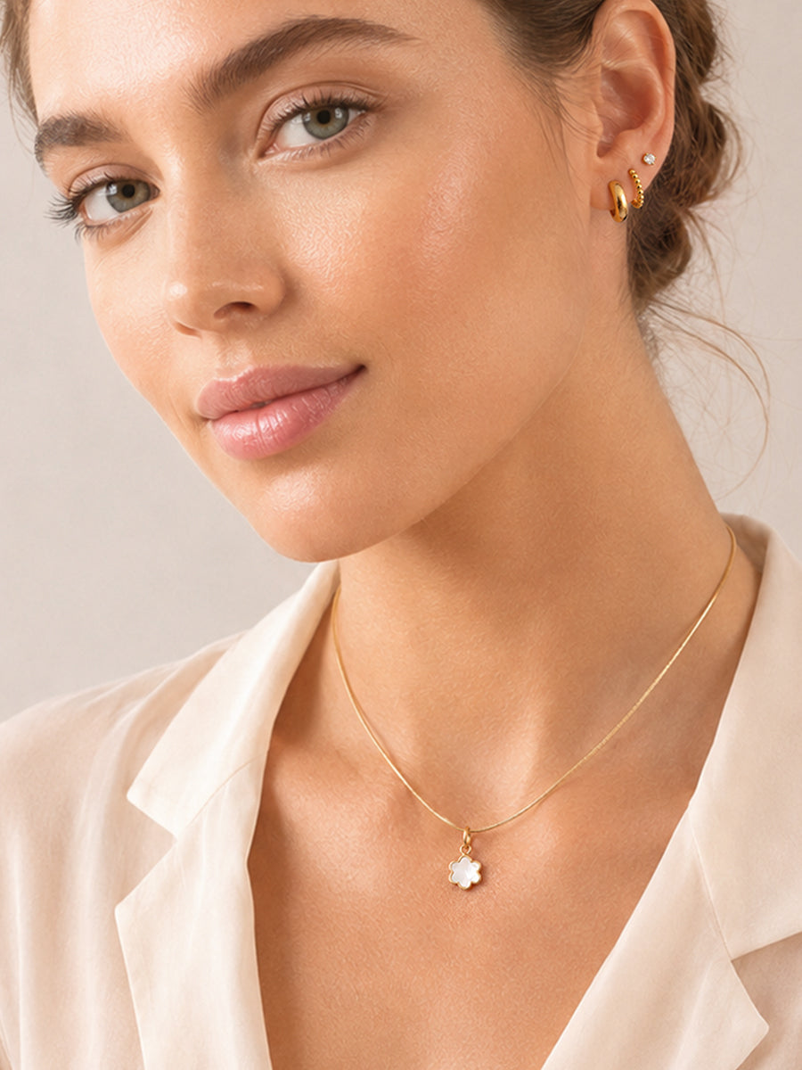 Personalized Pearl Bloom Charm - Anhänger (wasserfest)