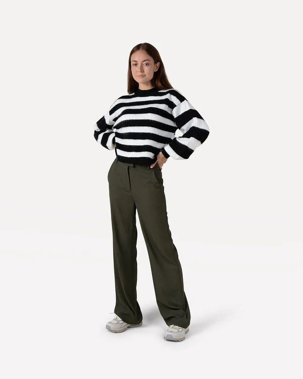 Becky Knitted Pull - another Label