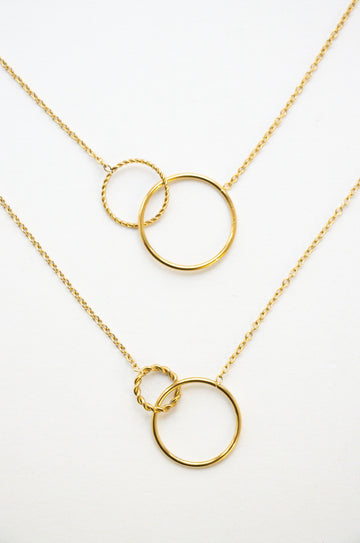Big Two Circles Twisted Necklace - Halskette (wasserfest)