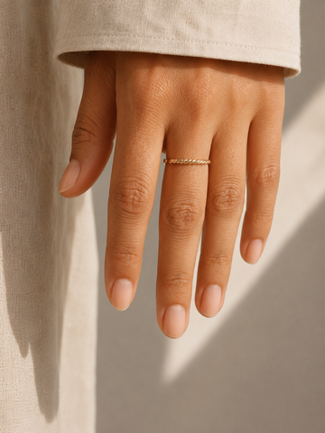 Half Twist - Fingerring (wasserfest)