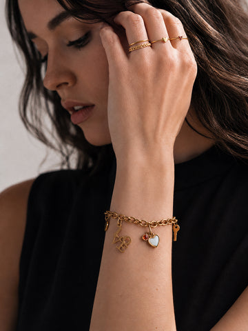 Personalized Love Story Charm Bracelet - Armkette (wasserfest)