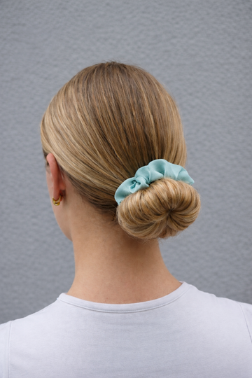 Small Anina Scrunchie - seidiges Haargummi