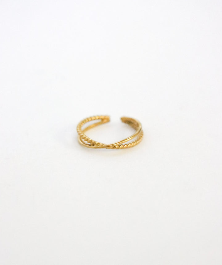 Crossed Masha Ring - Fingerring (wasserfest)