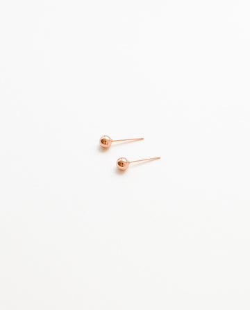 Olivia Studs - Ohrstecker (wasserfest)