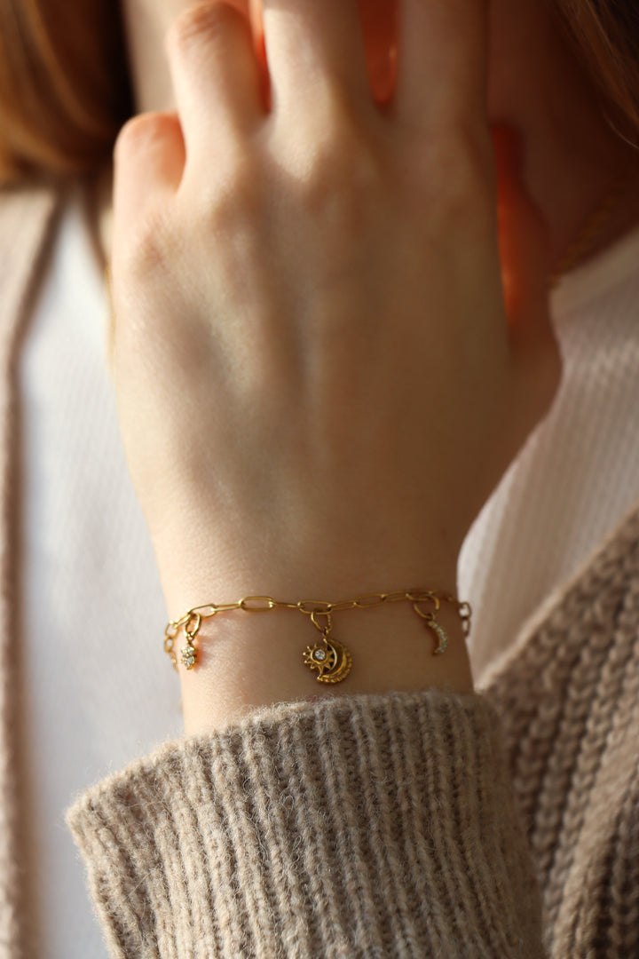 Personalized Moon & Sun Charm - Anhänger (wasserfest)