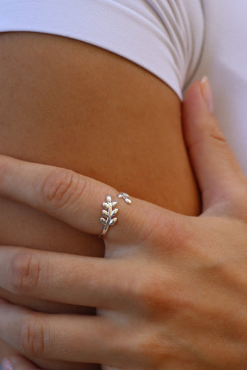Two Leaves Ring - Fingerring (wasserfest)