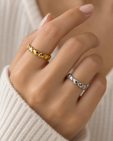 Connected Bold Hearts Ring - Fingerring (wasserfest)
