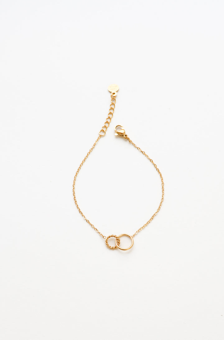 Two Circles Twisted Bracelet - Armkette (wasserfest)