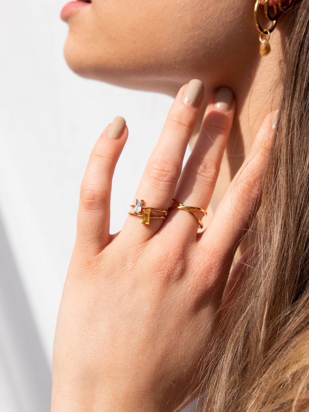 Vertical Hannah Ring - Fingerring (wasserfest)