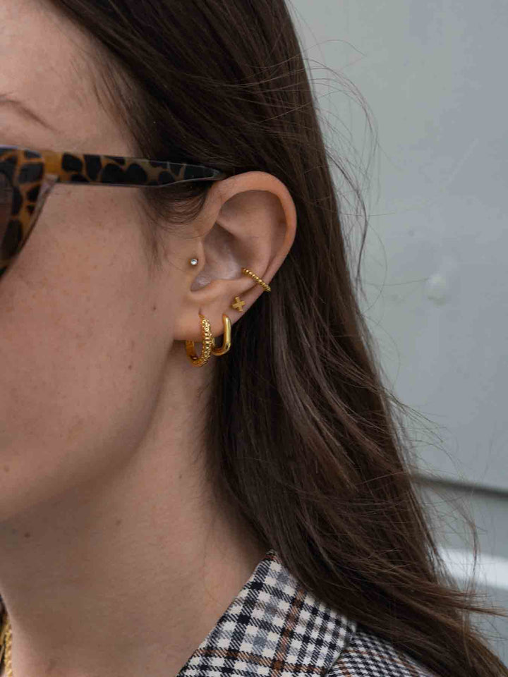 Olivia Dotted Earcuff - Ohrklemme (wasserfest)