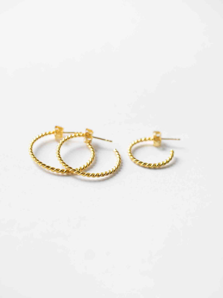 Mia Twisted Hoop Set