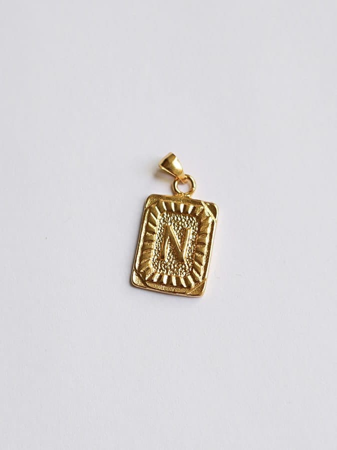 Personalized Letter Tag Charm - Anhänger (wasserfest)