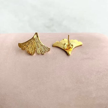 Ginkgo Leaf Stud (wasserfest)