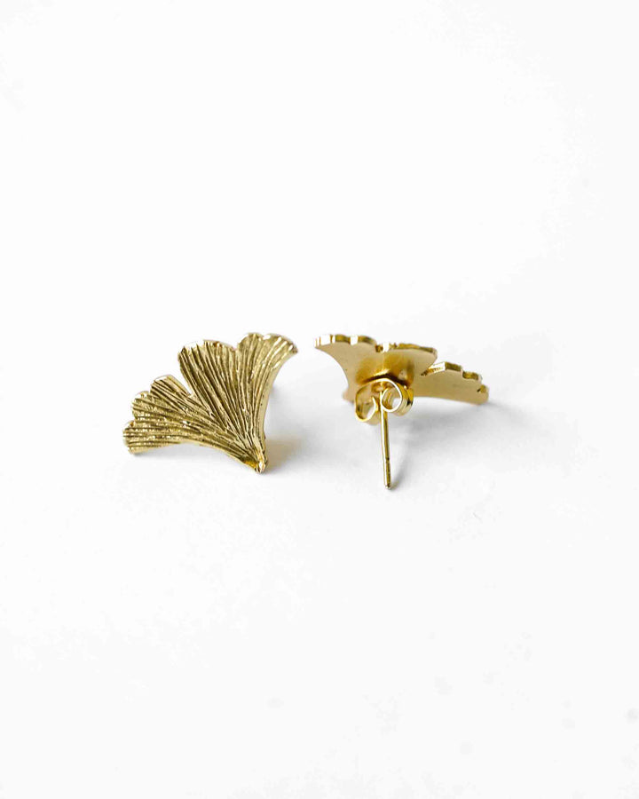 Ginkgo Leaf Stud / Clip (waterproof)