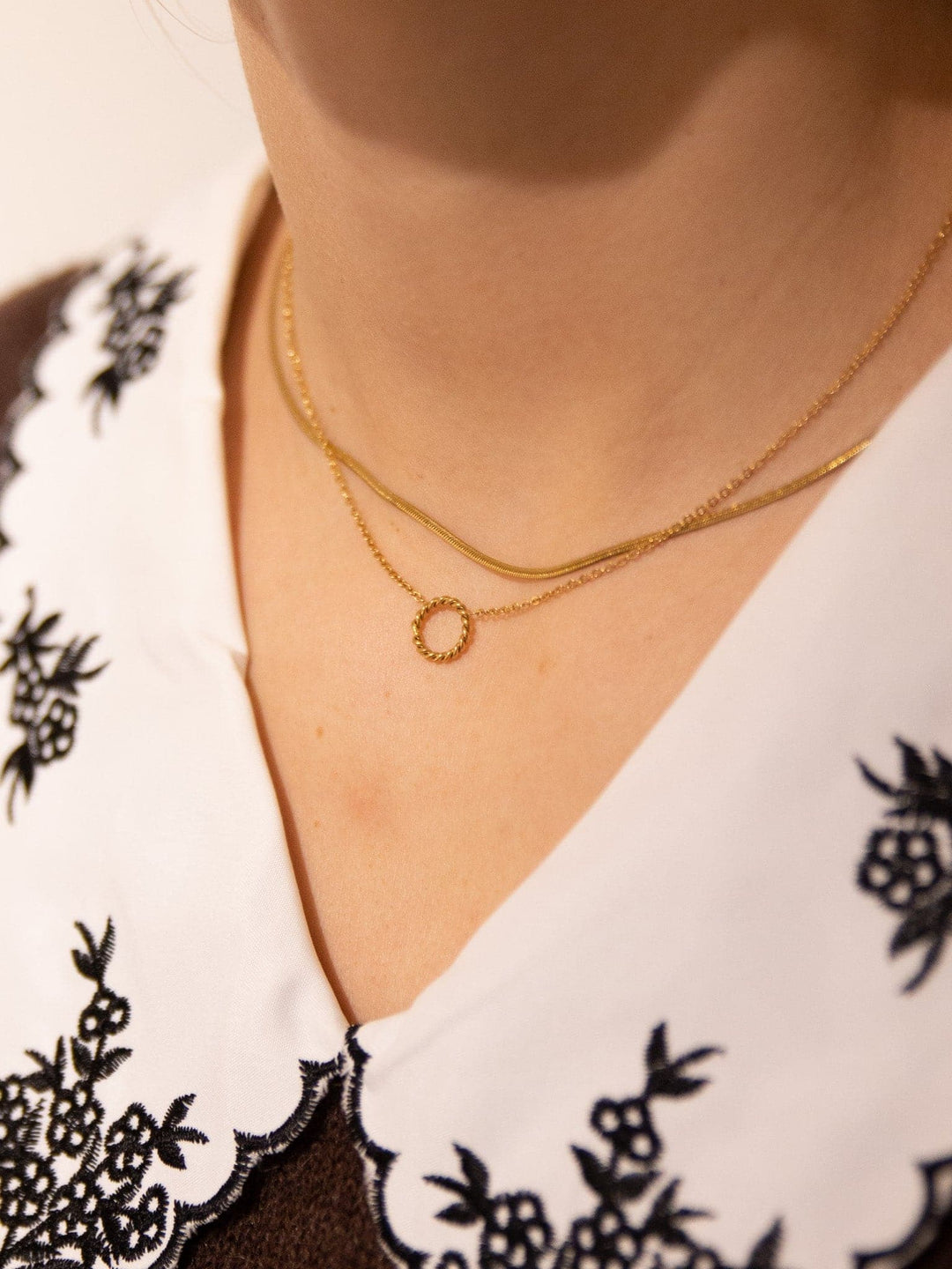 Eternity Twisted Necklace (wasserfest)