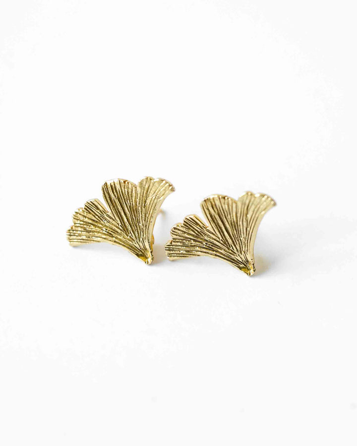 Ginkgo Leaf Stud / Clip (waterproof)