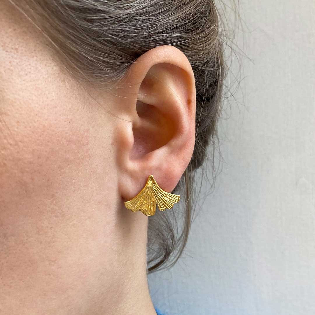 Ginkgo Leaf Stud / Clip (waterproof)