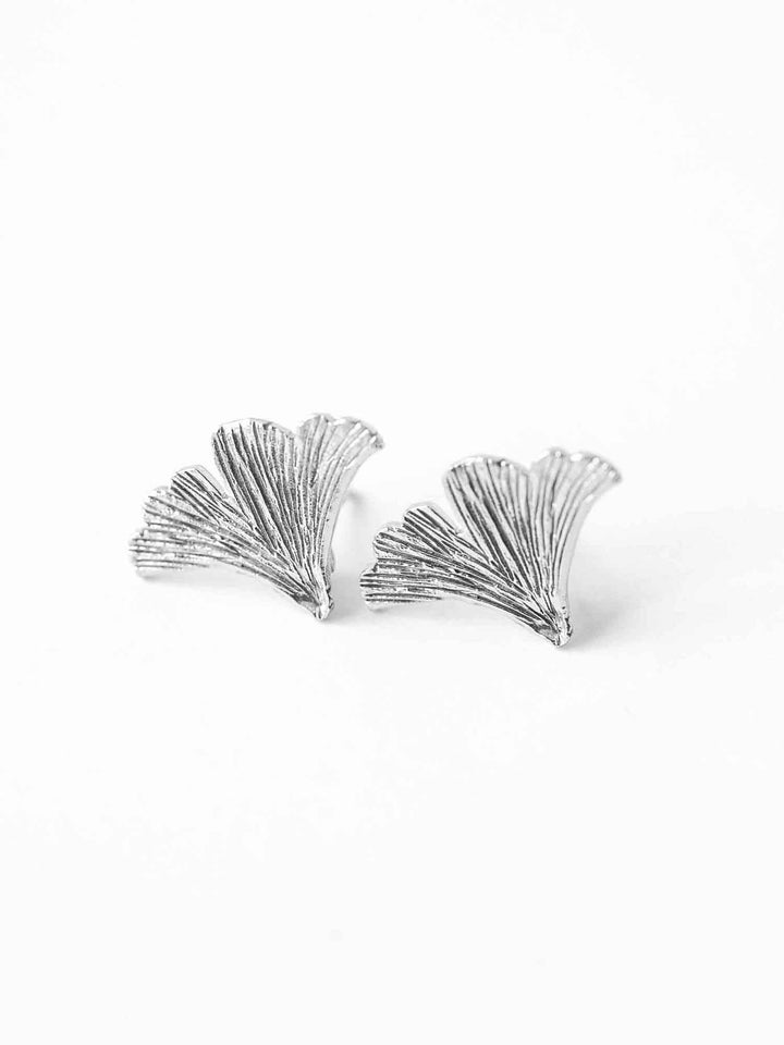 Ginkgo Leaf Stud (wasserfest)