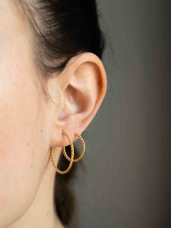 Mia Twisted Hoop Set