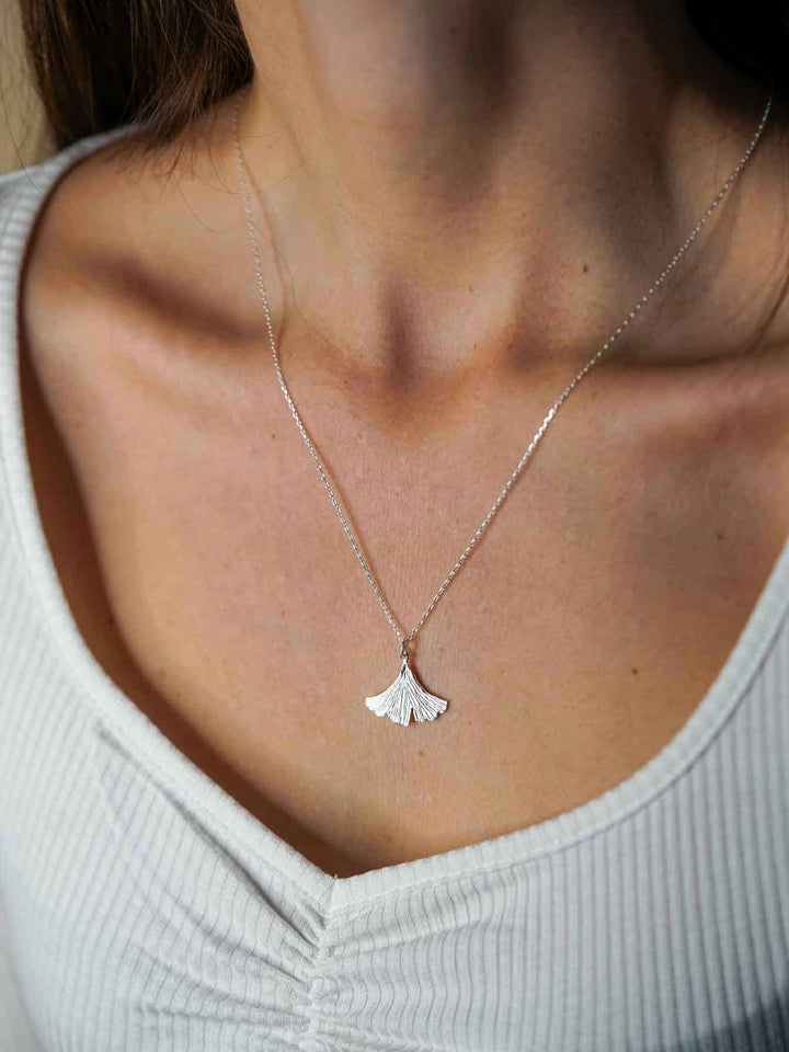 Ginkgo Leaf Necklace - Halskette (wasserfest)